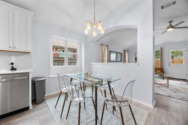 1821 Rachel LN, Round Rock, TX 78664