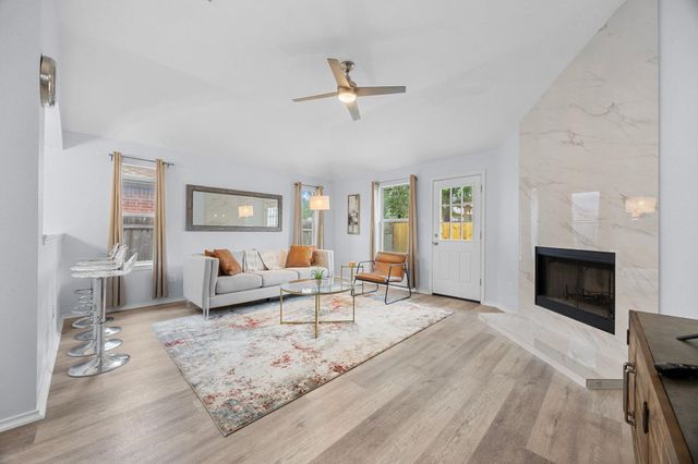 1821 Rachel LN, Round Rock, TX 78664