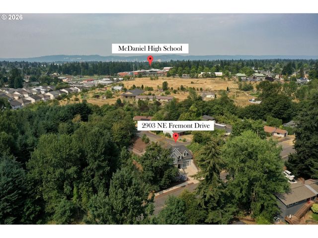 2903 Ne FREMONT Dr, Portland, OR 97220