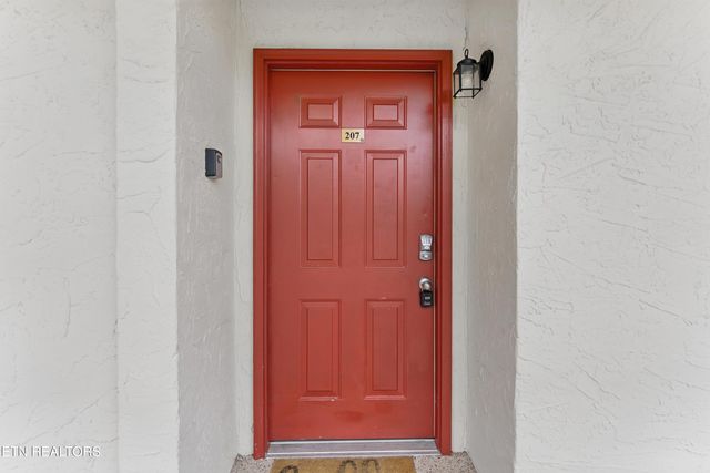 102 Baskins Creek 207, Gatlinburg, TN 37738