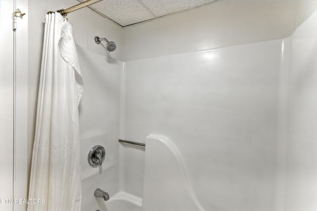 102 Baskins Creek 207, Gatlinburg, TN 37738