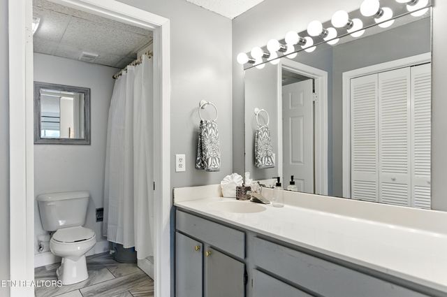 102 Baskins Creek 207, Gatlinburg, TN 37738