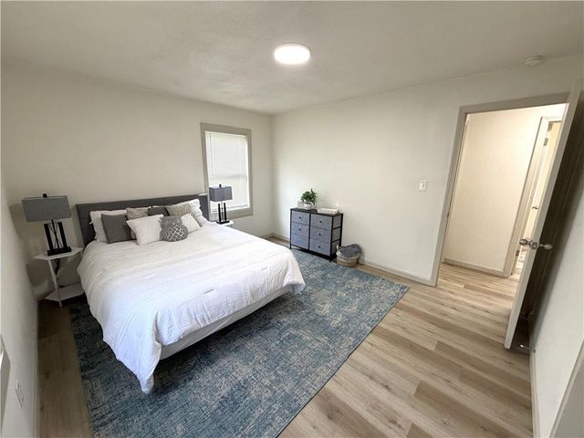 17223 Chula Vista Drive, Belton, MO 64012