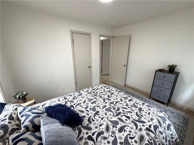17223 Chula Vista Drive, Belton, MO 64012