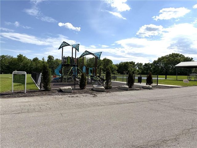 17223 Chula Vista Drive, Belton, MO 64012