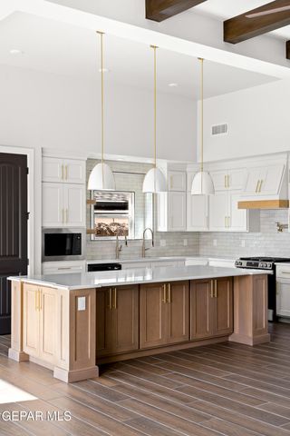 378 Flemish Circle, El Paso, TX 79912