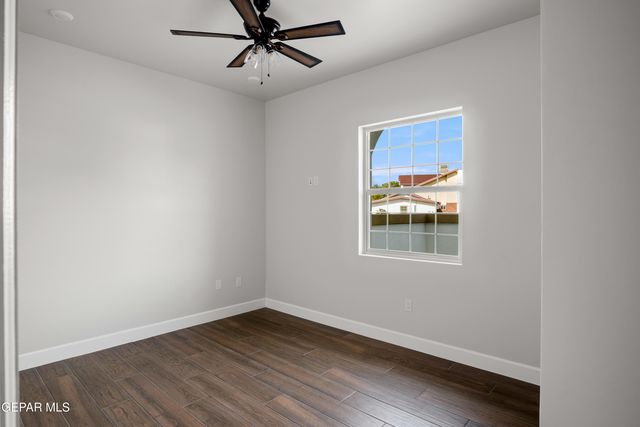 378 Flemish Circle, El Paso, TX 79912