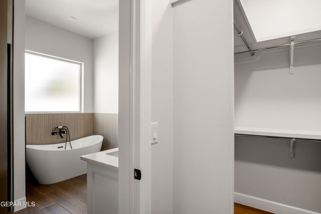 378 Flemish Circle, El Paso, TX 79912