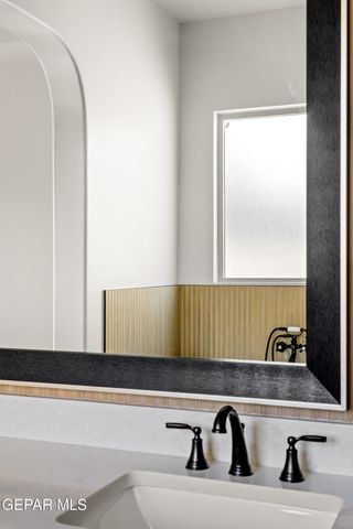 378 Flemish Circle, El Paso, TX 79912