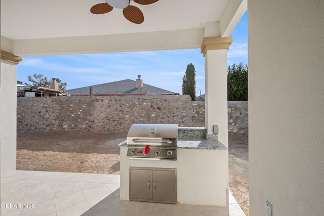 378 Flemish Circle, El Paso, TX 79912