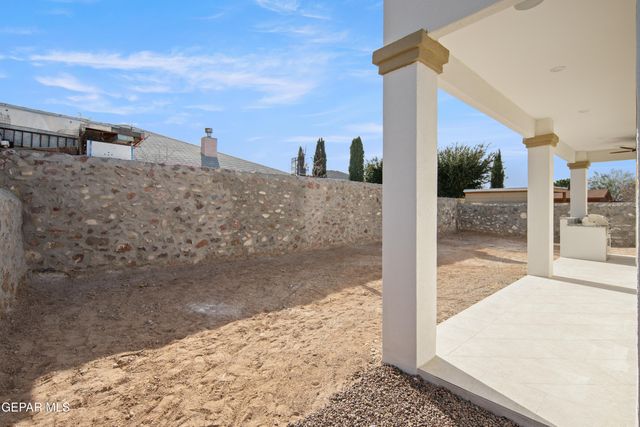 378 Flemish Circle, El Paso, TX 79912