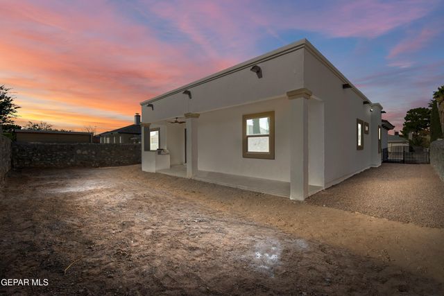 378 Flemish Circle, El Paso, TX 79912