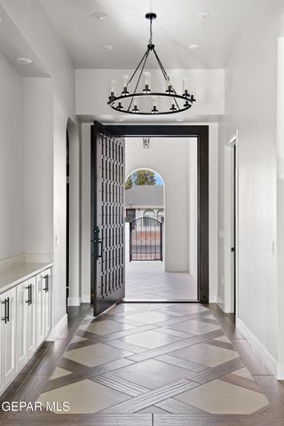 378 Flemish Circle, El Paso, TX 79912