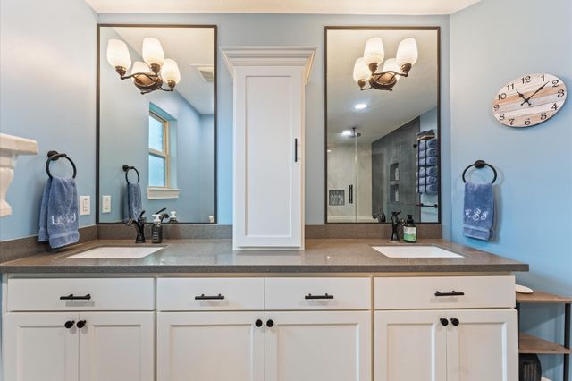 107 Royal Court, Friendswood, TX 77546