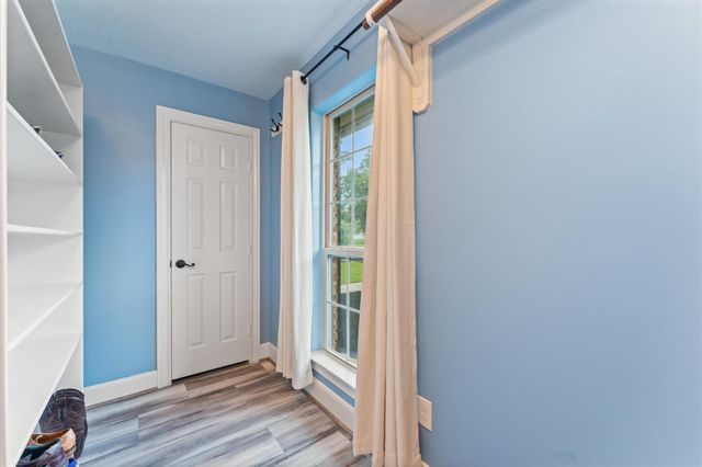 107 Royal Court, Friendswood, TX 77546