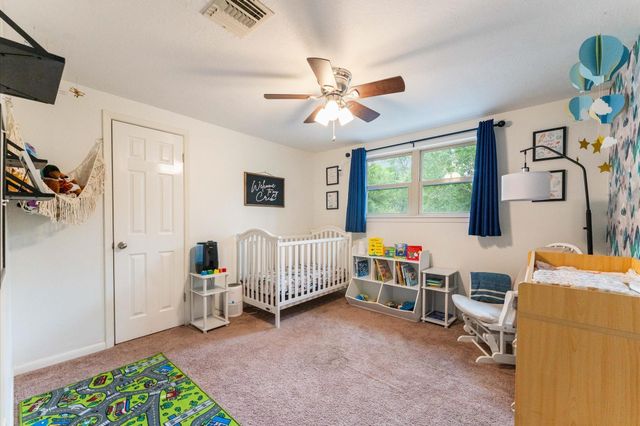 107 Royal Court, Friendswood, TX 77546