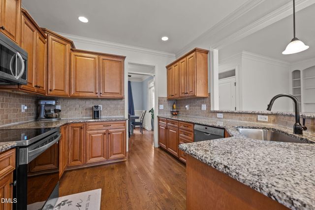 1840 Buxton Way, Burlington, NC 27215