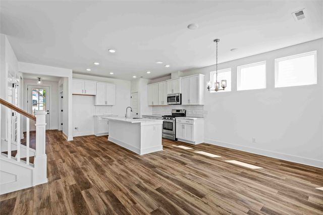 3521 Kemp Drive, Heartland, TX 75126