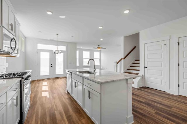 3521 Kemp Drive, Heartland, TX 75126