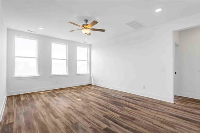 3521 Kemp Drive, Heartland, TX 75126
