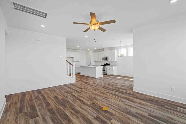 3521 Kemp Drive, Heartland, TX 75126