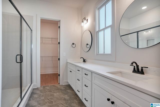 0552 VILLAGE GREEN WAY, Hoover, AL 35226