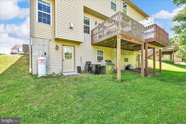 33 MARSHA DR, Cressona, PA 17929