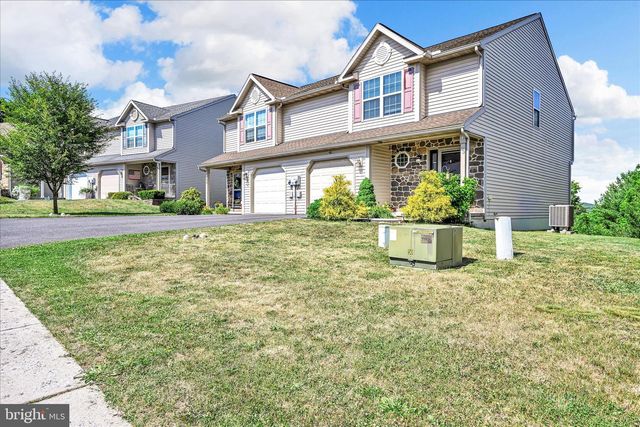 33 MARSHA DR, Cressona, PA 17929