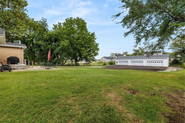 2400 Stanton Avenue, Des Moines, IA 50321