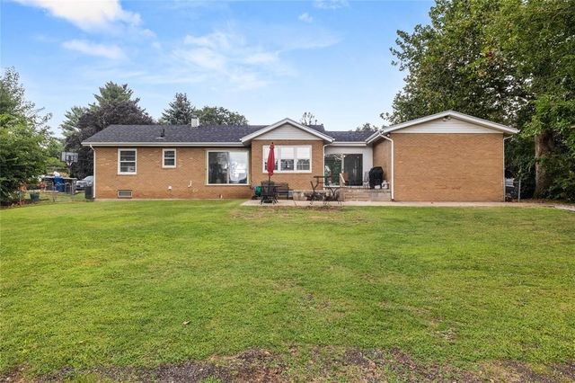 2400 Stanton Avenue, Des Moines, IA 50321