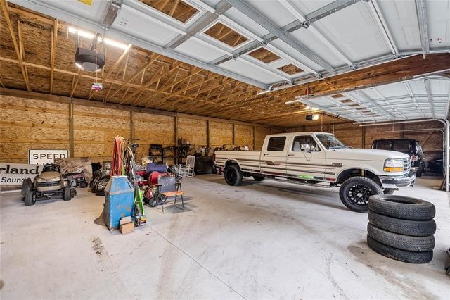 2400 Stanton Avenue, Des Moines, IA 50321