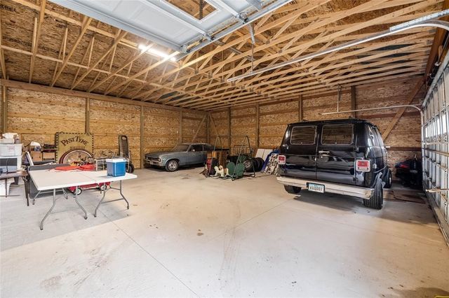 2400 Stanton Avenue, Des Moines, IA 50321