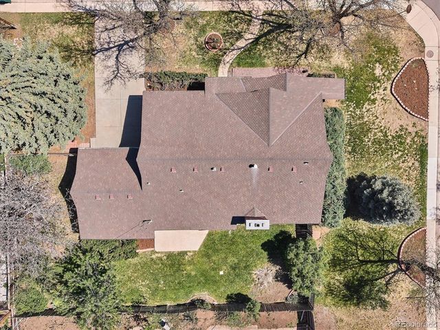 385 Oakland St, Aurora, CO 80010