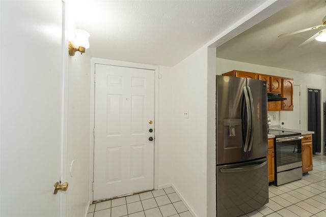 6700 Sunnybank Drive, Fort Worth, TX 76137