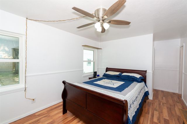 6700 Sunnybank Drive, Fort Worth, TX 76137