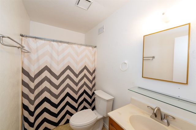 6700 Sunnybank Drive, Fort Worth, TX 76137