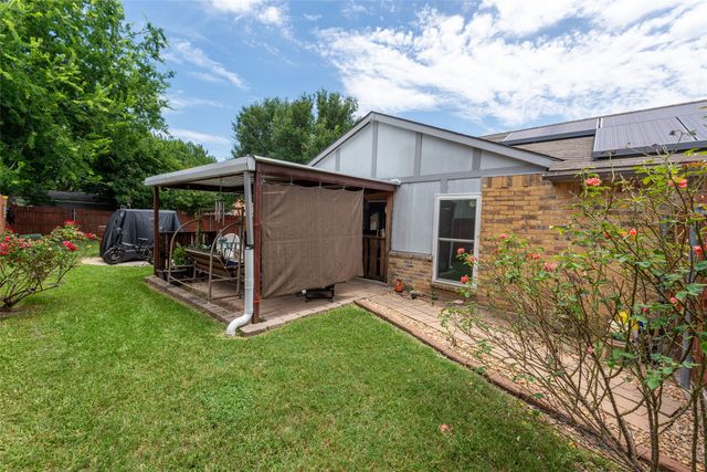 6700 Sunnybank Drive, Fort Worth, TX 76137