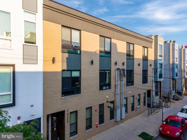 1219 N 27TH ST, Philadelphia, PA 19121