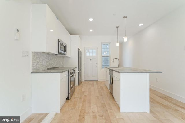 1219 N 27TH ST, Philadelphia, PA 19121