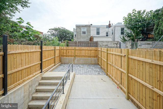 1219 N 27TH ST, Philadelphia, PA 19121