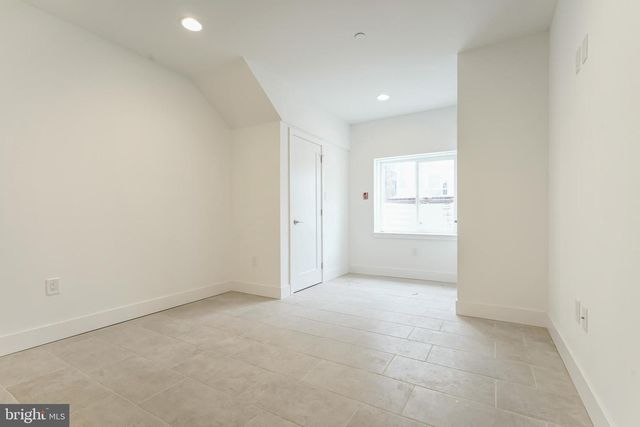 1219 N 27TH ST, Philadelphia, PA 19121