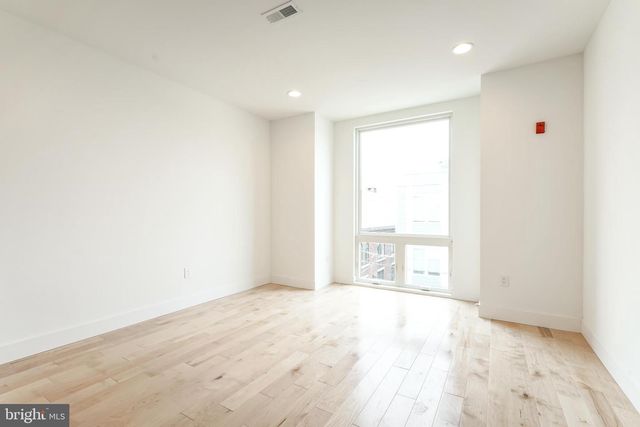 1219 N 27TH ST, Philadelphia, PA 19121