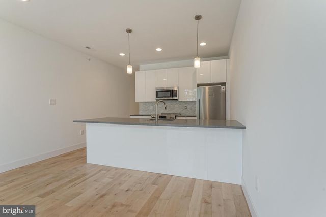 1219 N 27TH ST, Philadelphia, PA 19121