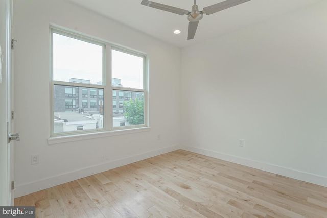 1219 N 27TH ST, Philadelphia, PA 19121