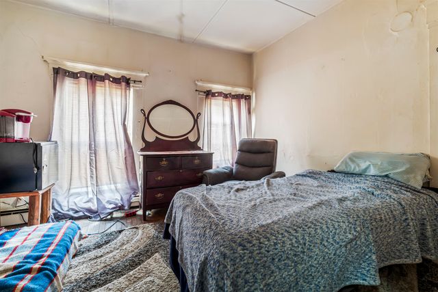 151 Pearl Street, Manchester, NH 03104