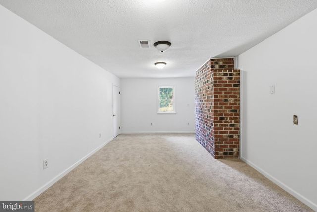 683 BEN SPECK RD, Hedgesville, WV 25427