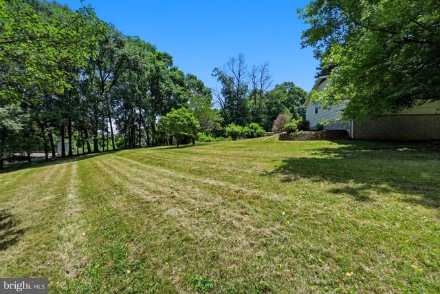683 BEN SPECK RD, Hedgesville, WV 25427