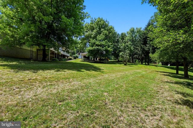 683 BEN SPECK RD, Hedgesville, WV 25427