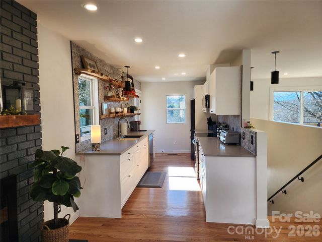 113 Hillside Street, Canton, NC 28716