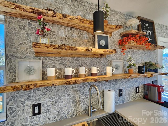 113 Hillside Street, Canton, NC 28716